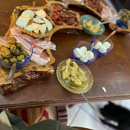 Le Fate Bed & Breakfast