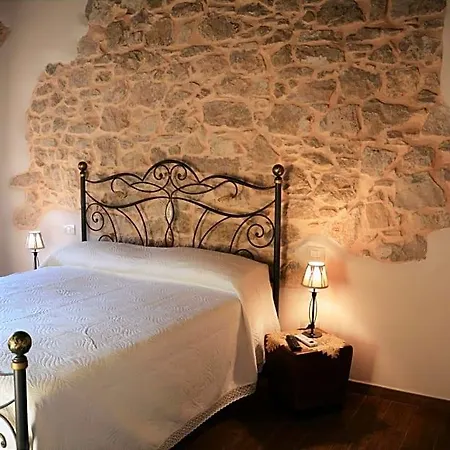 Le Fate Bed & Breakfast