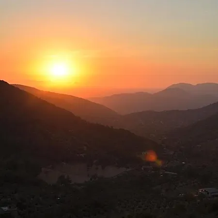 Oda ve Kahvaltı Le Fate Sonnino
